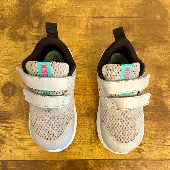 Nike Star Runner 3 SE Sneaker size 8 toddler - Picture 3 of 7